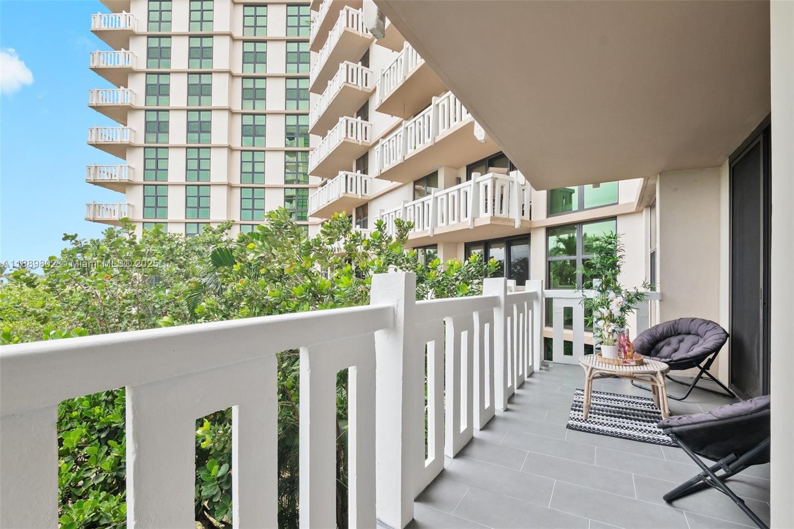 1121 Crandon Blvd #D304, Key Biscayne FL 33149