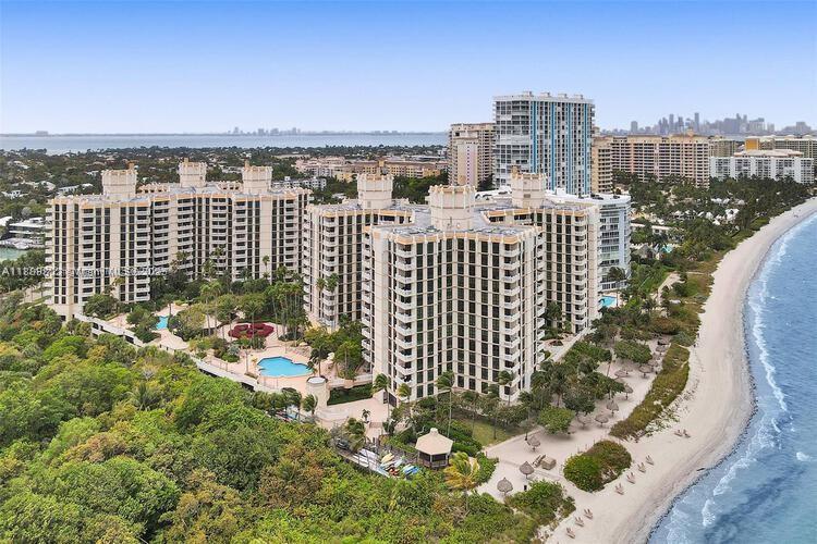 1121 Crandon Blvd #D304, Key Biscayne FL 33149