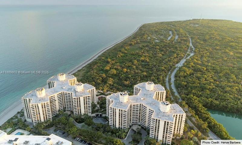 1121 Crandon Blvd #D304, Key Biscayne FL 33149