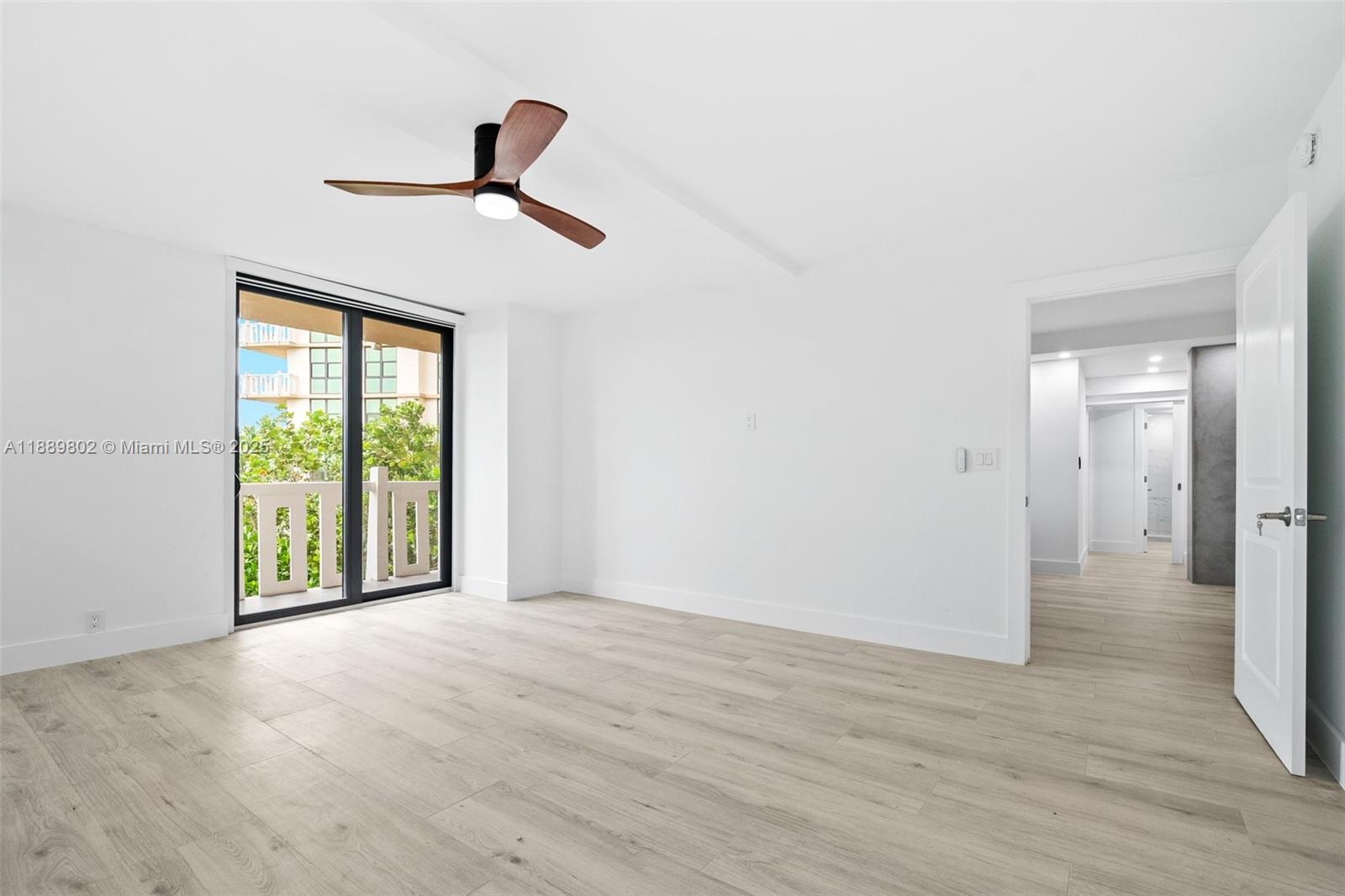 1121 Crandon Blvd #D304, Key Biscayne FL 33149