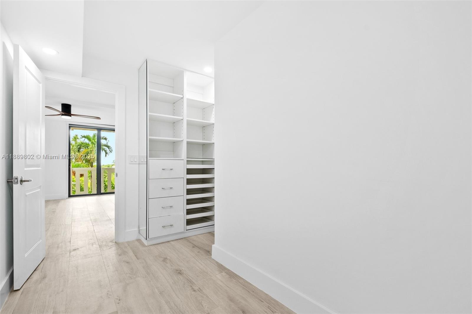 1121 Crandon Blvd #D304, Key Biscayne FL 33149