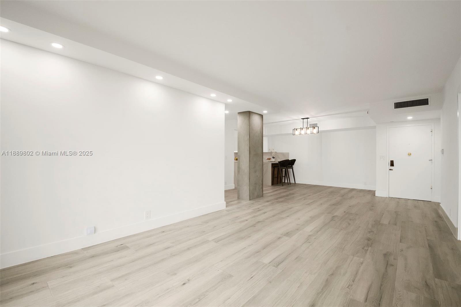 1121 Crandon Blvd #D304, Key Biscayne FL 33149