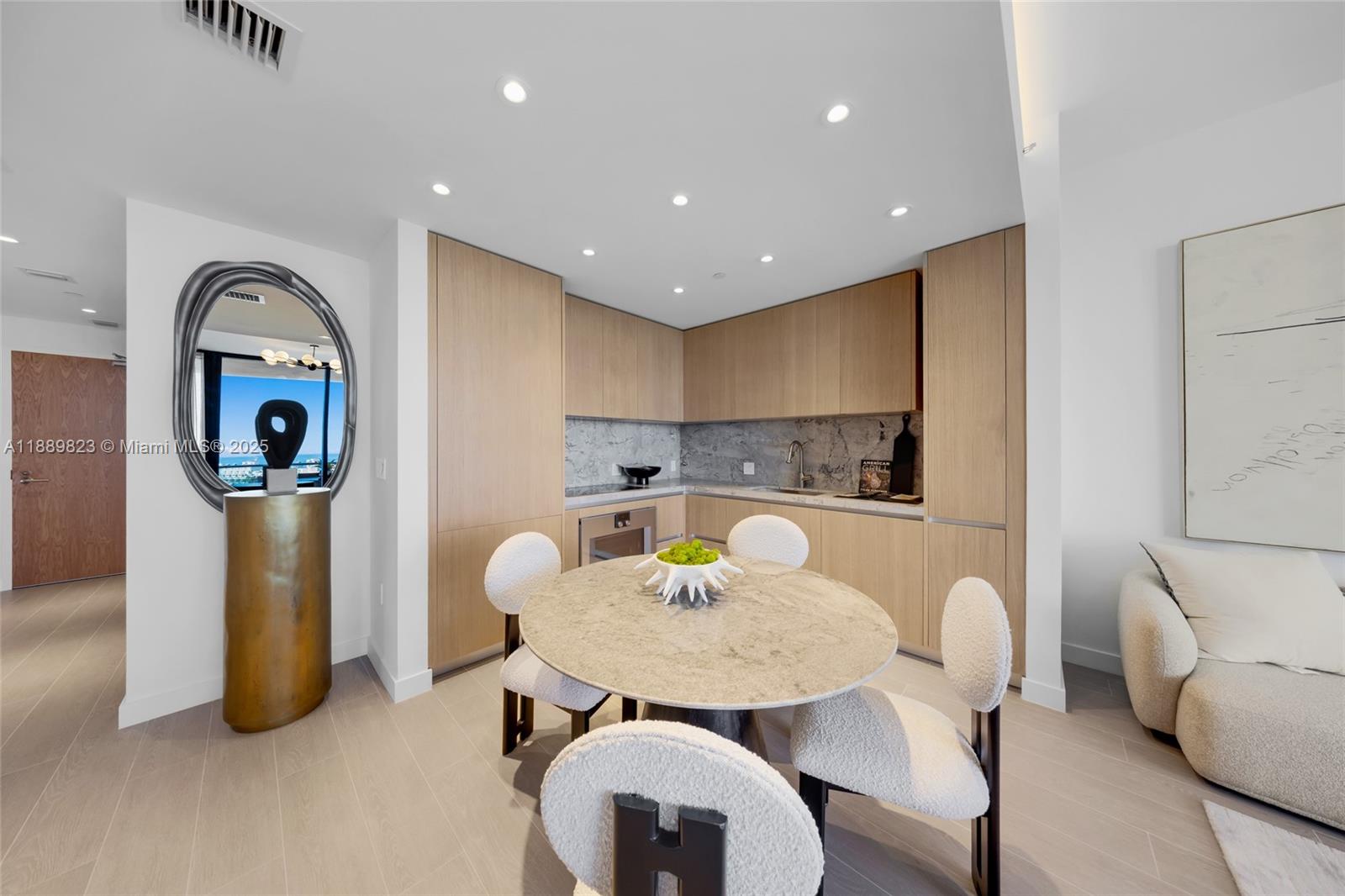 500 Alton Rd #2008, Miami Beach FL 33139
