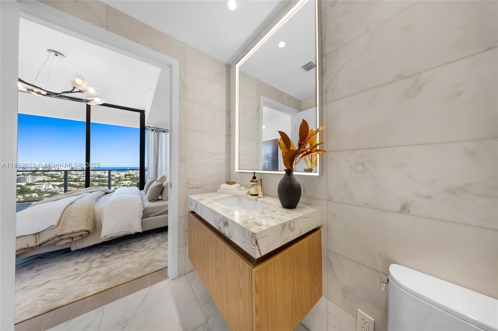 500 Alton Rd #2008, Miami Beach FL 33139