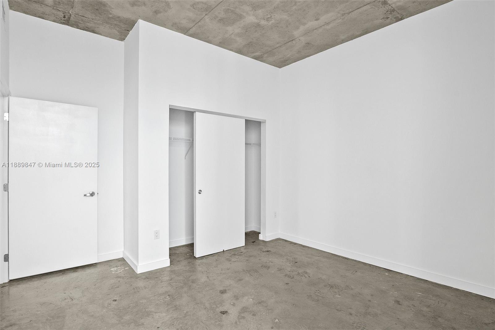 151 SE 1st St #3511, Miami FL 33131