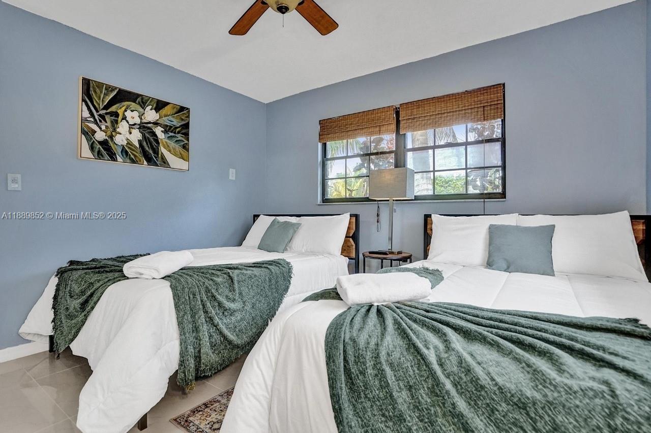 208 SW 2nd Ave, Hallandale Beach FL 33009