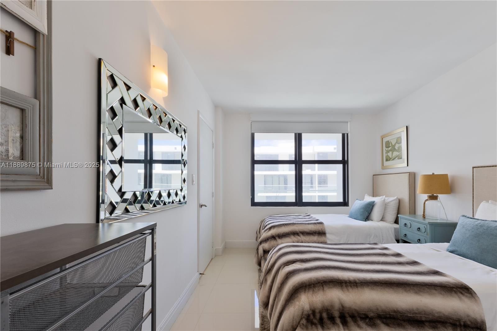 9801 Collins Ave #20V, Bal Harbour FL 33154
