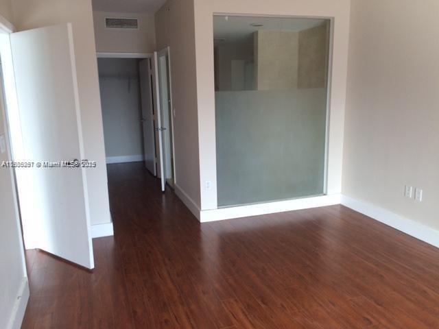 90 SW 3rd St #4411, Miami FL 33130
