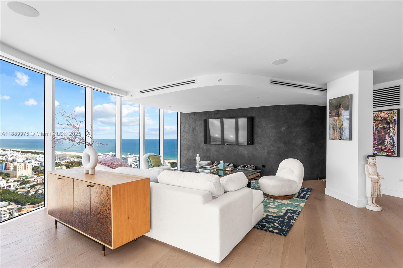1000 S Pointe Dr #3301, Miami Beach FL 33139