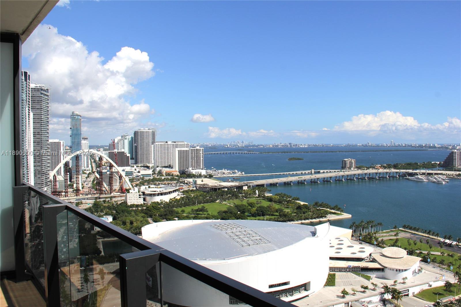 398 NE 5th St #3310, Miami FL 33132