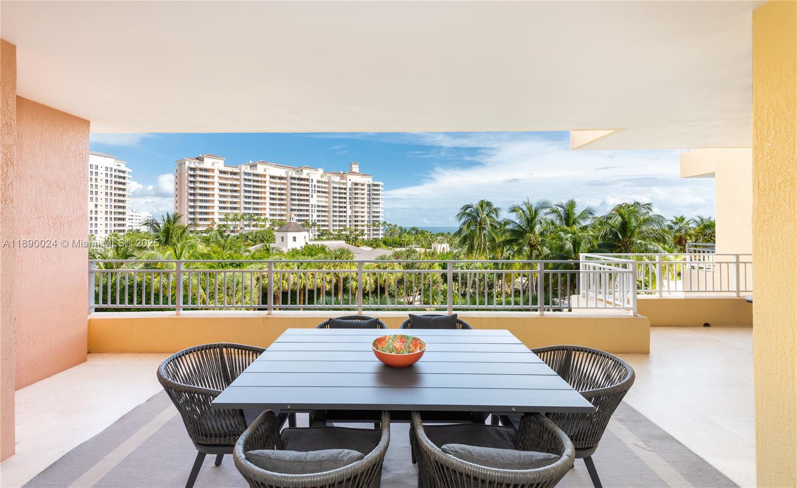 799 Crandon Blvd #607, Key Biscayne FL 33149