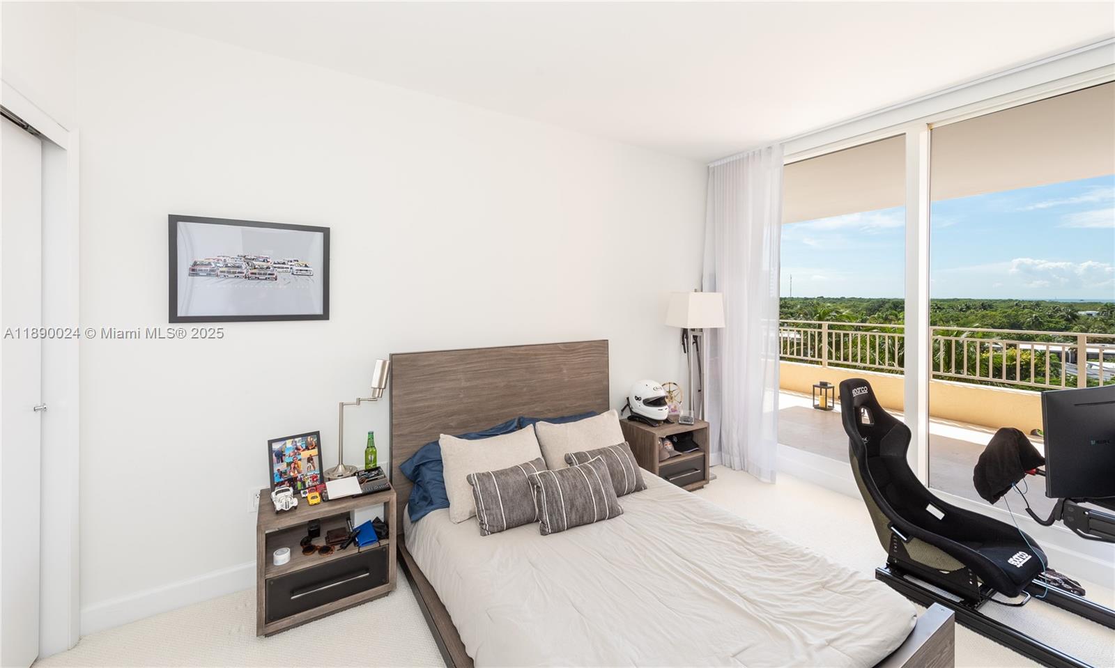 799 Crandon Blvd #607, Key Biscayne FL 33149