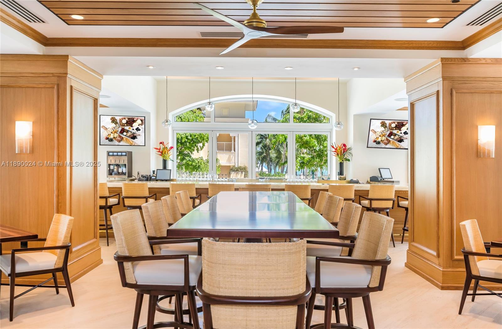 799 Crandon Blvd #607, Key Biscayne FL 33149