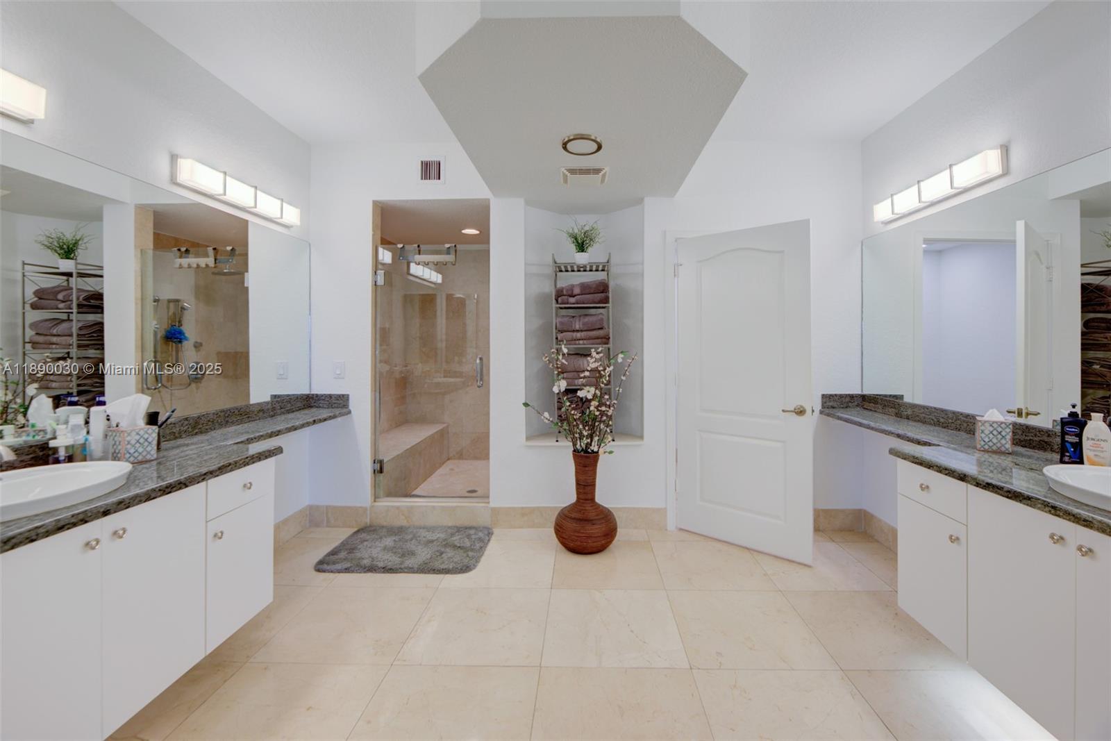 10700 NW 66th St #207, Doral FL 33178