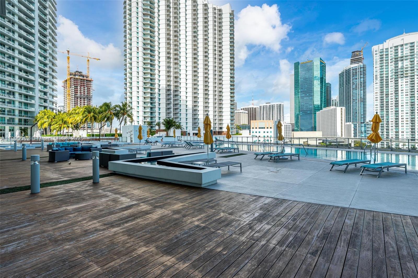 92 SW 3rd St #2712, Miami FL 33130