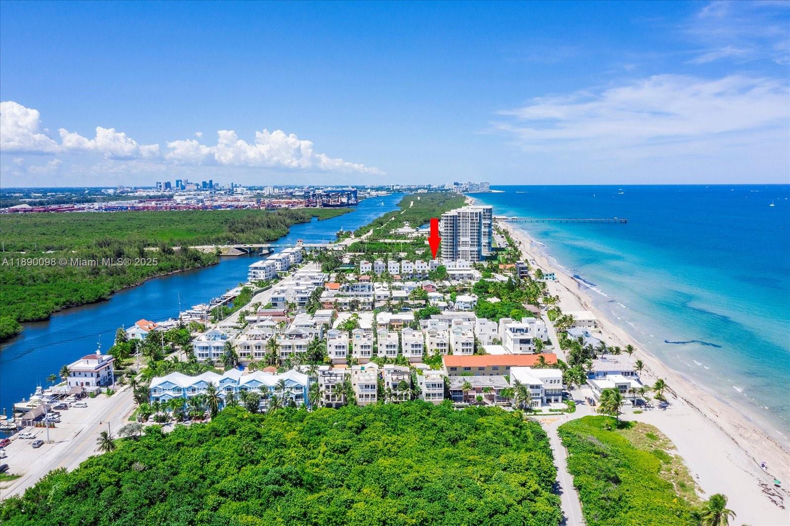 332 Balboa St, Hollywood FL 33019