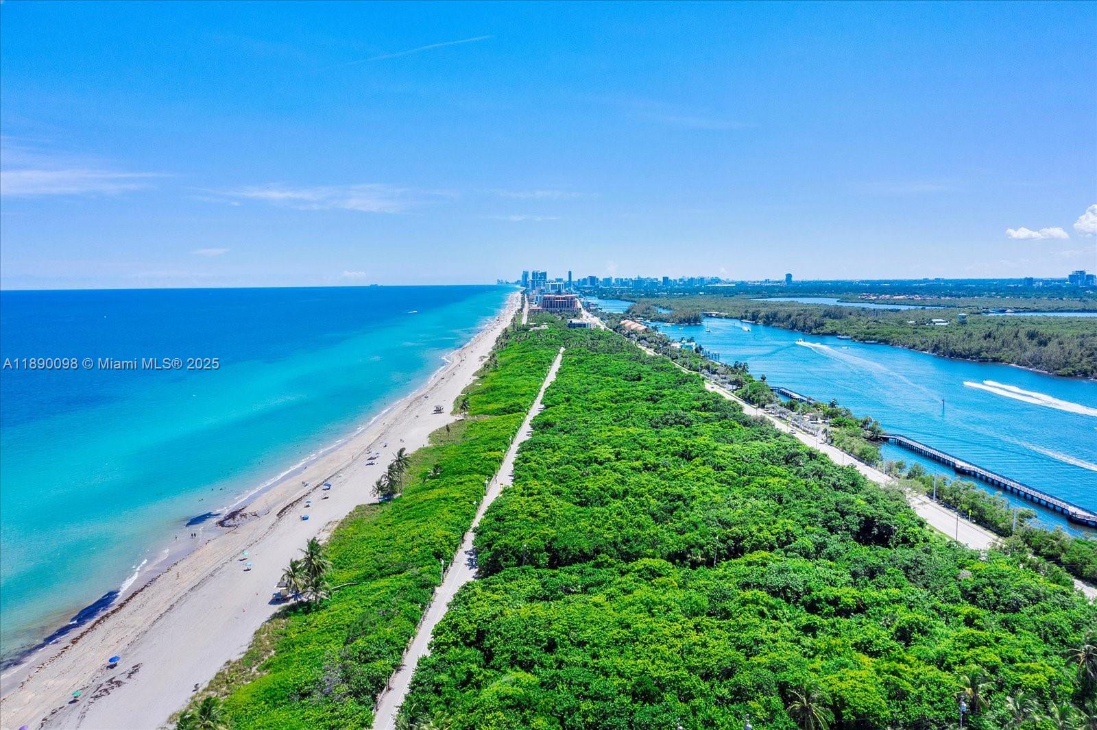 332 Balboa St, Hollywood FL 33019