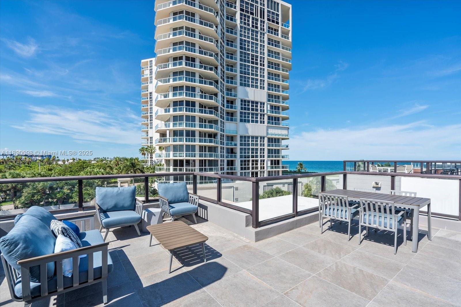 332 Balboa St, Hollywood FL 33019