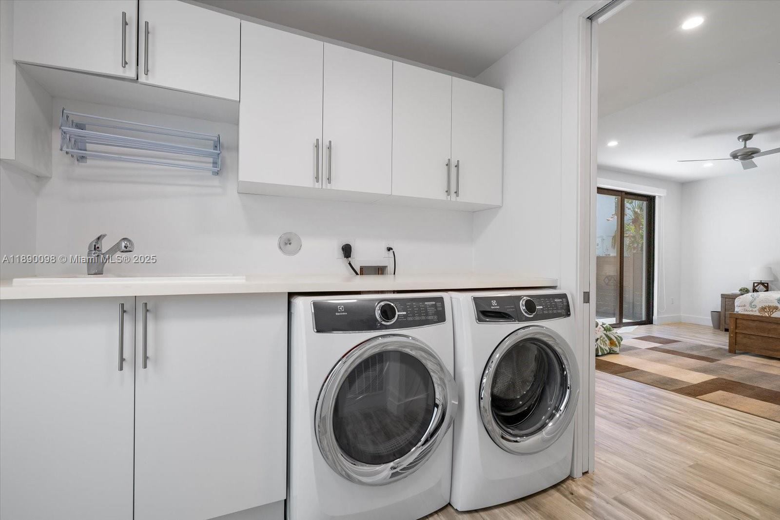 332 Balboa St, Hollywood FL 33019