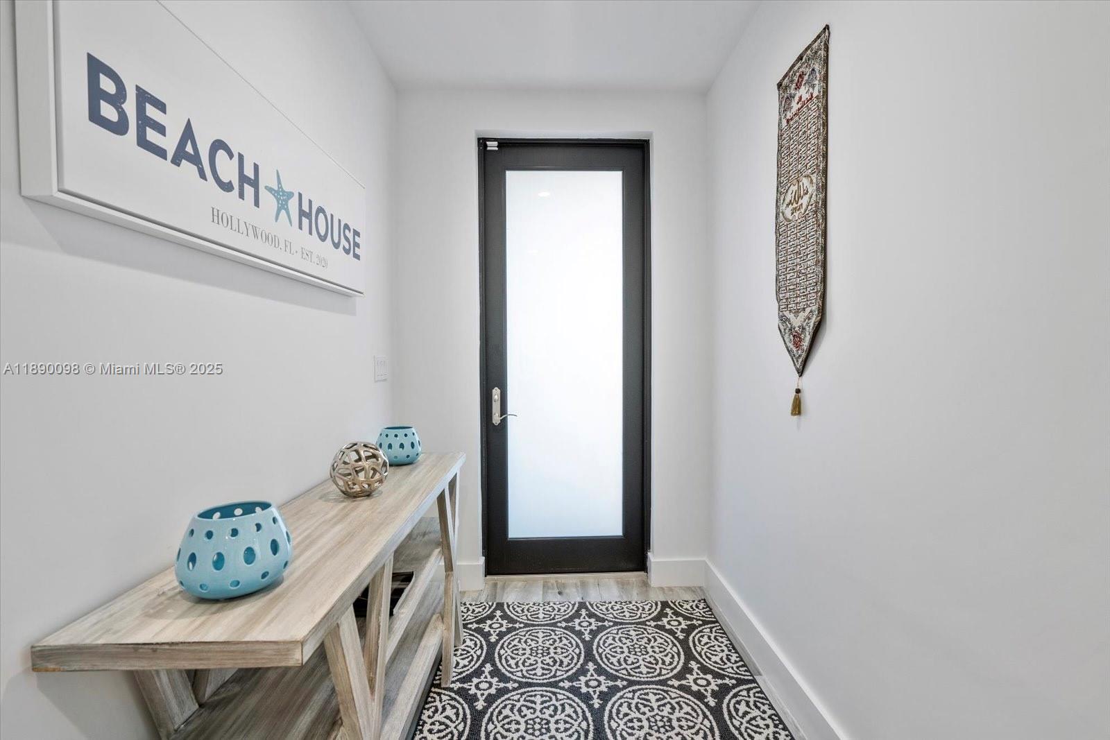 332 Balboa St, Hollywood FL 33019