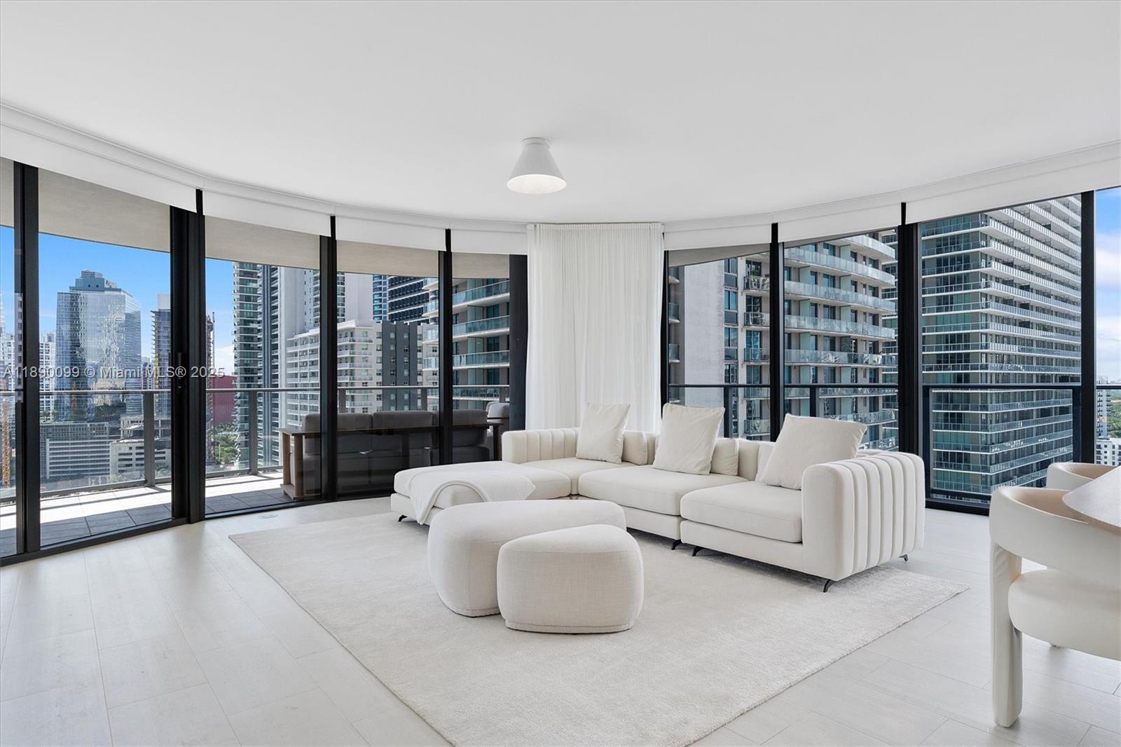 1000 Brickell Plz #2102, Miami FL 33131