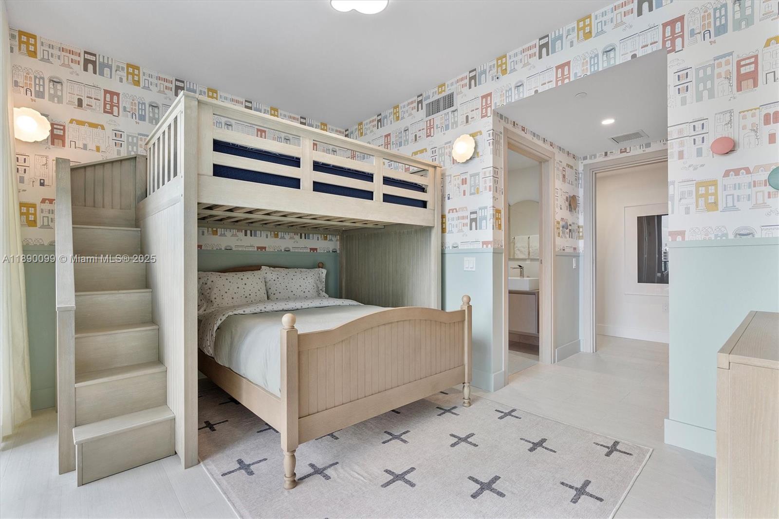 1000 Brickell Plz #2102, Miami FL 33131