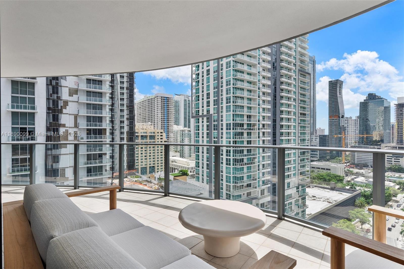 1000 Brickell Plz #2102, Miami FL 33131