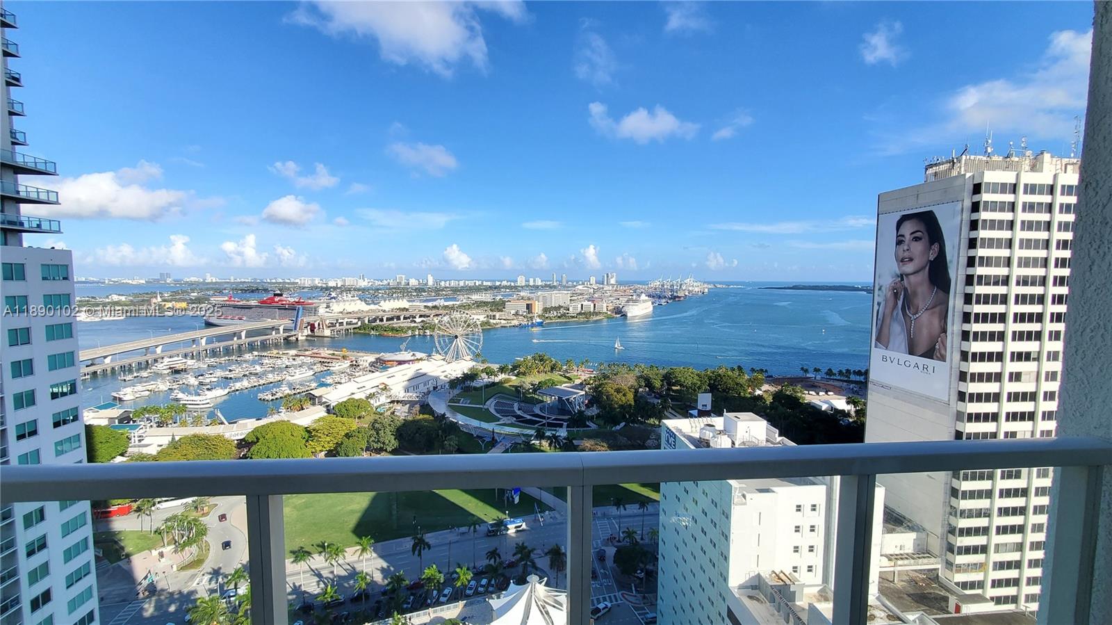 253 NE 2nd St #2709, Miami FL 33132