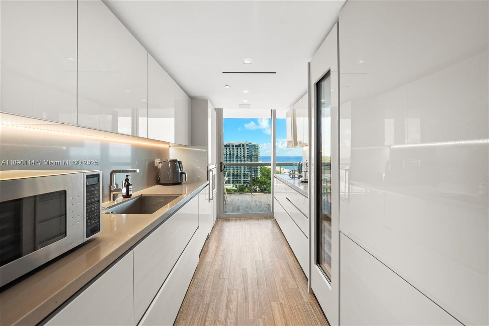 101 20th St #2007, Miami Beach FL 33139