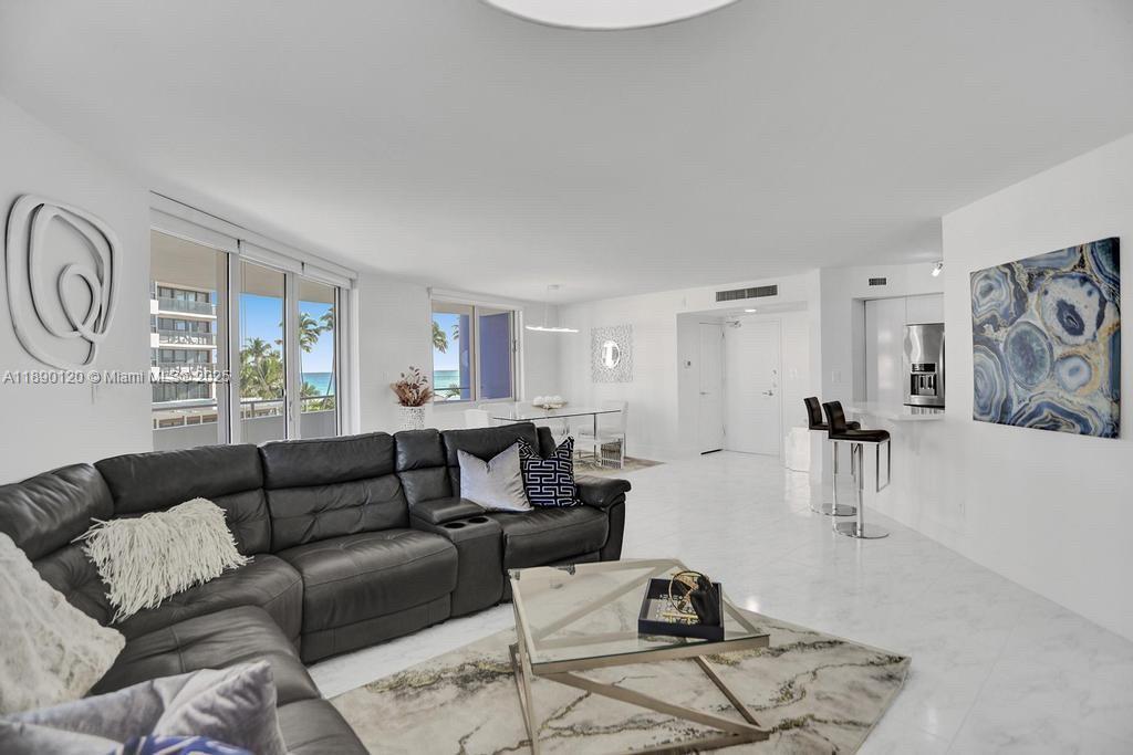 5161 Collins Ave #412, Miami Beach FL 33140