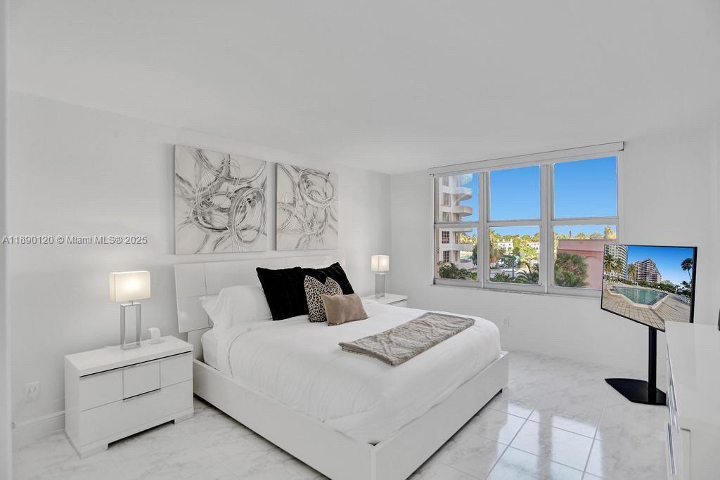 5161 Collins Ave #412, Miami Beach FL 33140