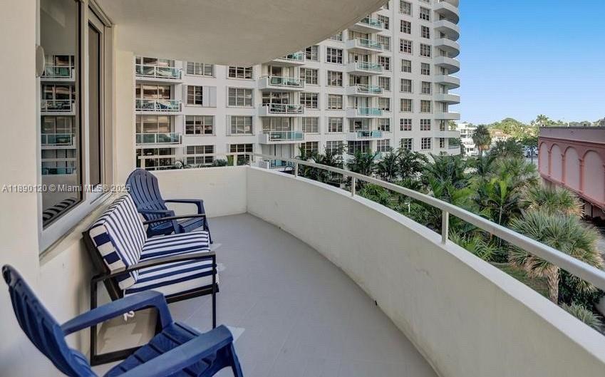 5161 Collins Ave #412, Miami Beach FL 33140