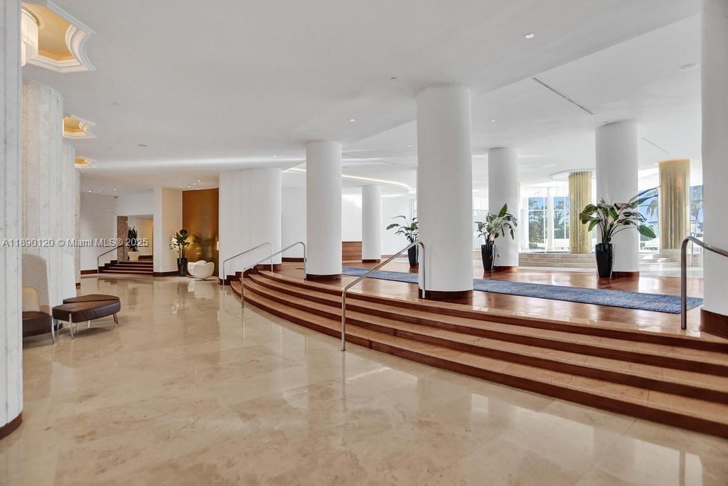 5161 Collins Ave #412, Miami Beach FL 33140