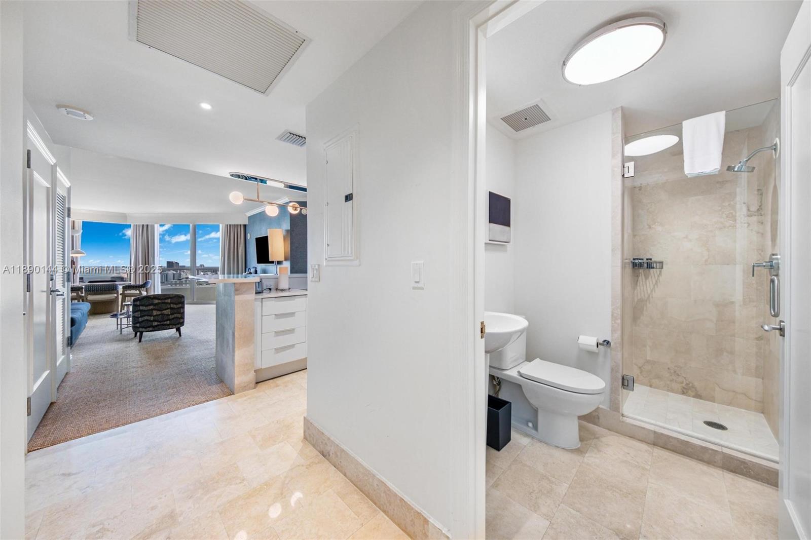 4401 Collins Ave #3312, Miami Beach FL 33140