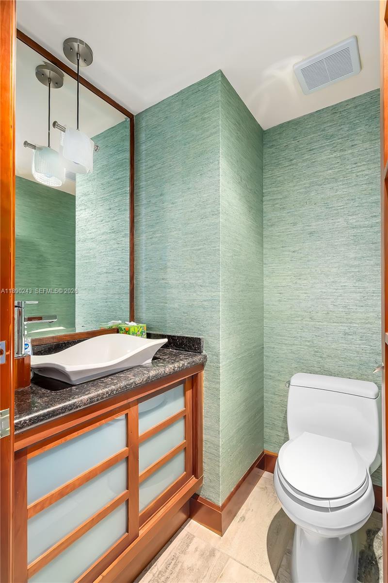 2110 N Ocean Blvd #23B, Fort Lauderdale FL 33305