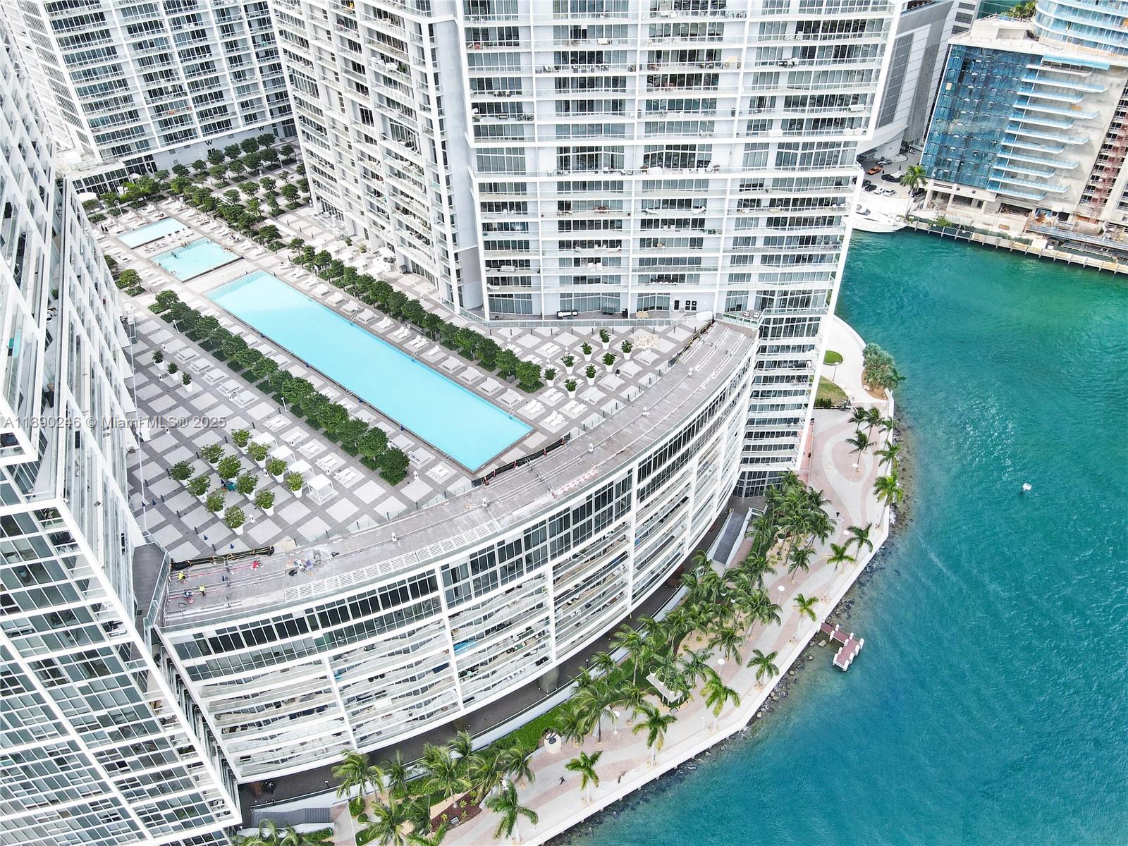 475 Brickell Ave #4711, Miami FL 33131
