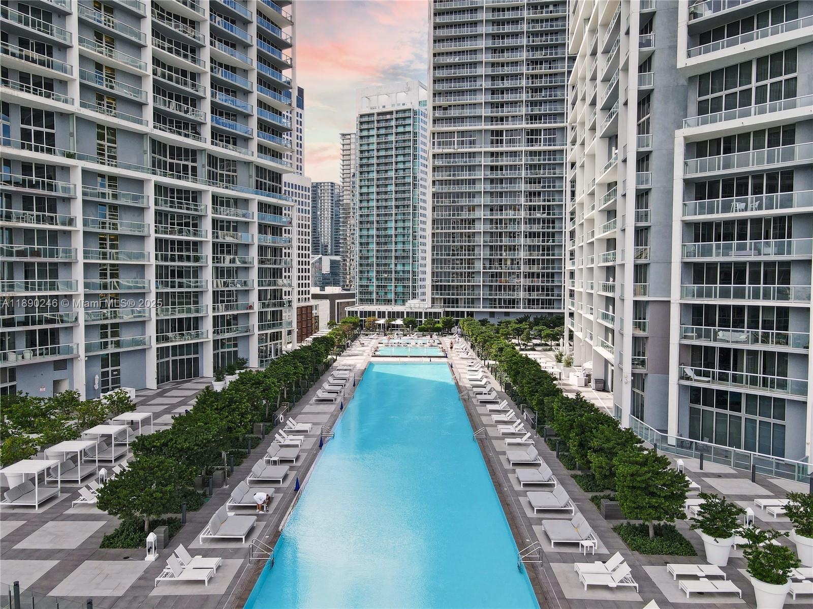 475 Brickell Ave #4711, Miami FL 33131