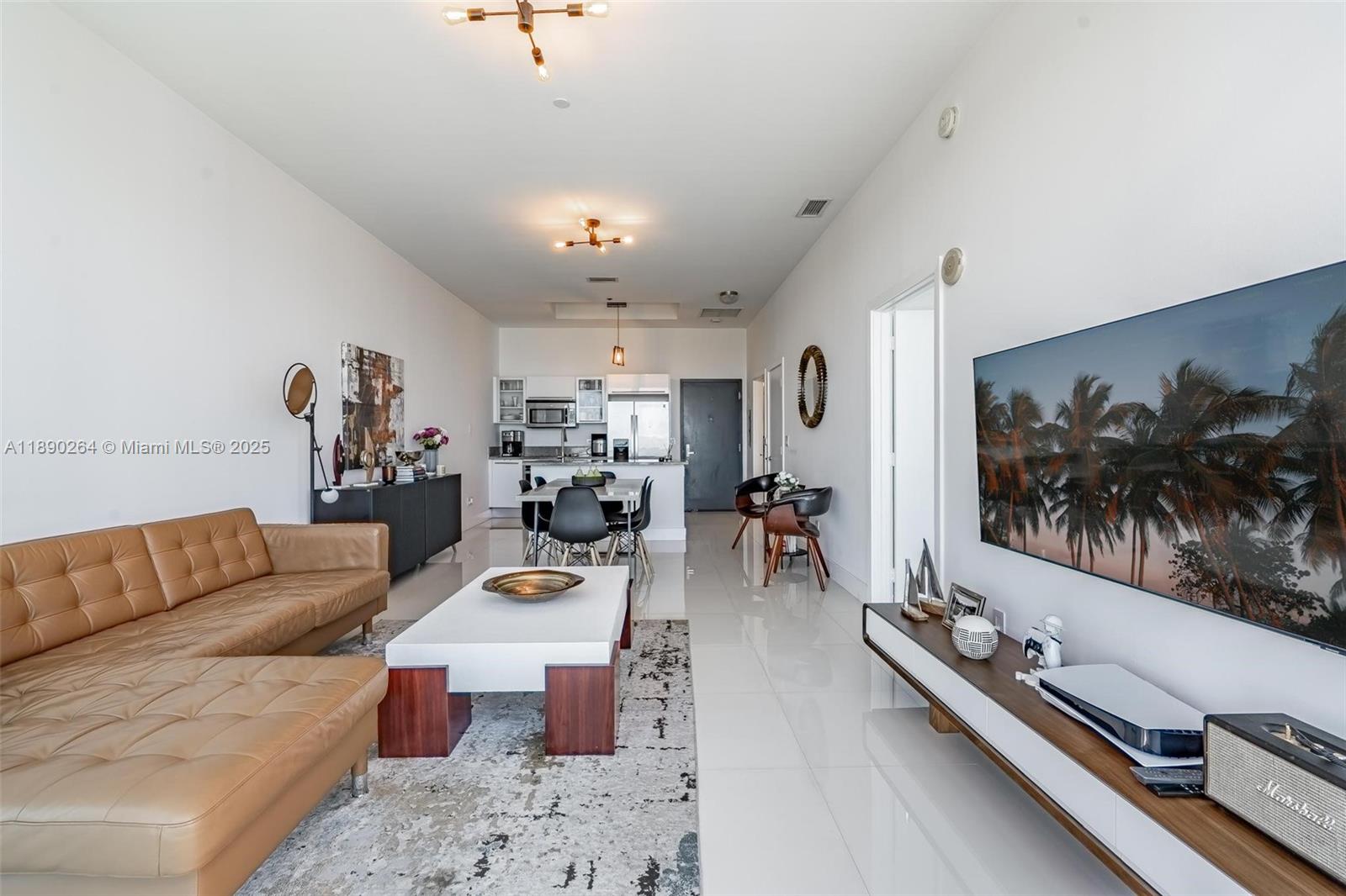 888 Biscayne Blvd #1210, Miami FL 33132