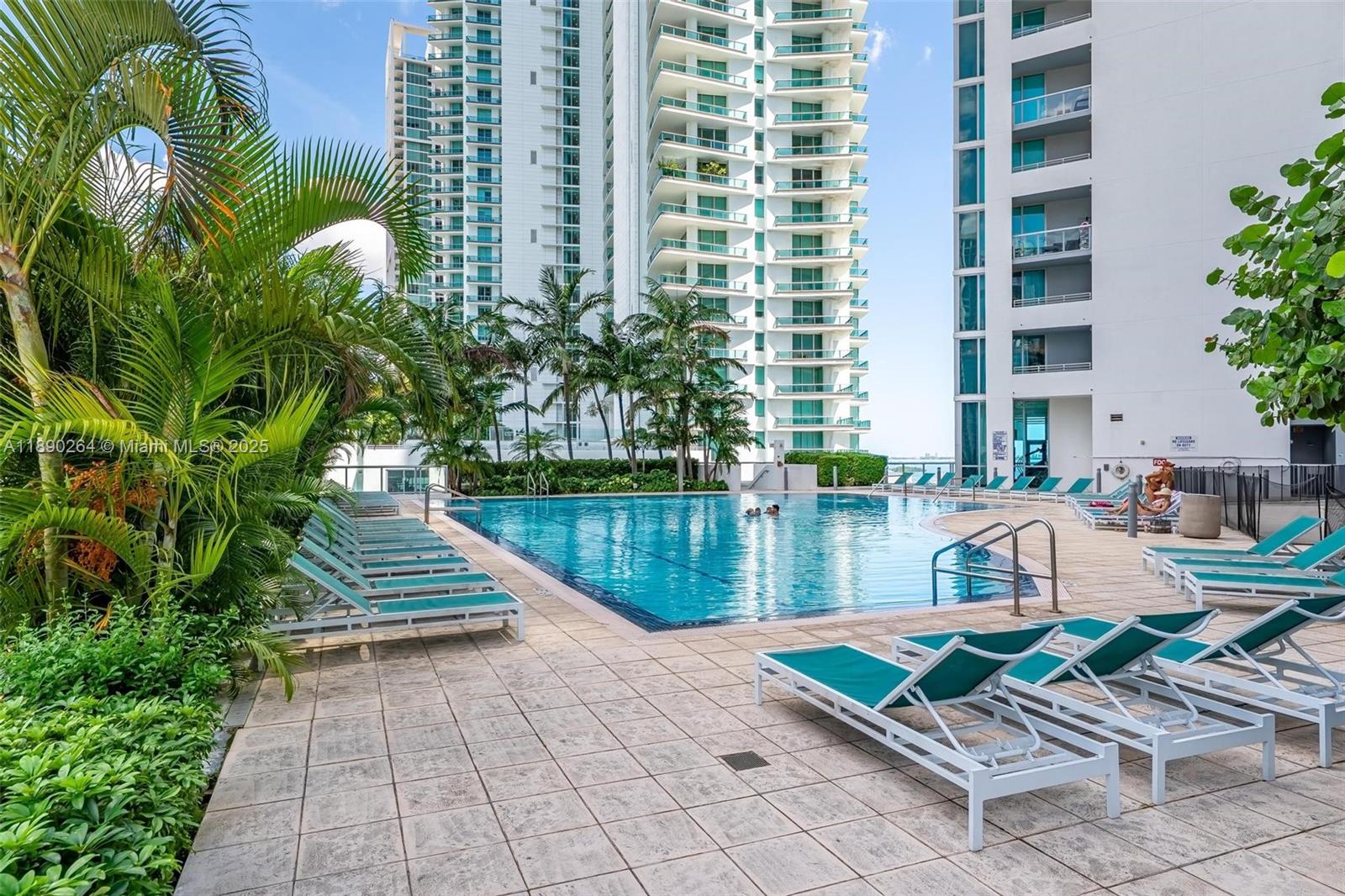 888 Biscayne Blvd #1210, Miami FL 33132