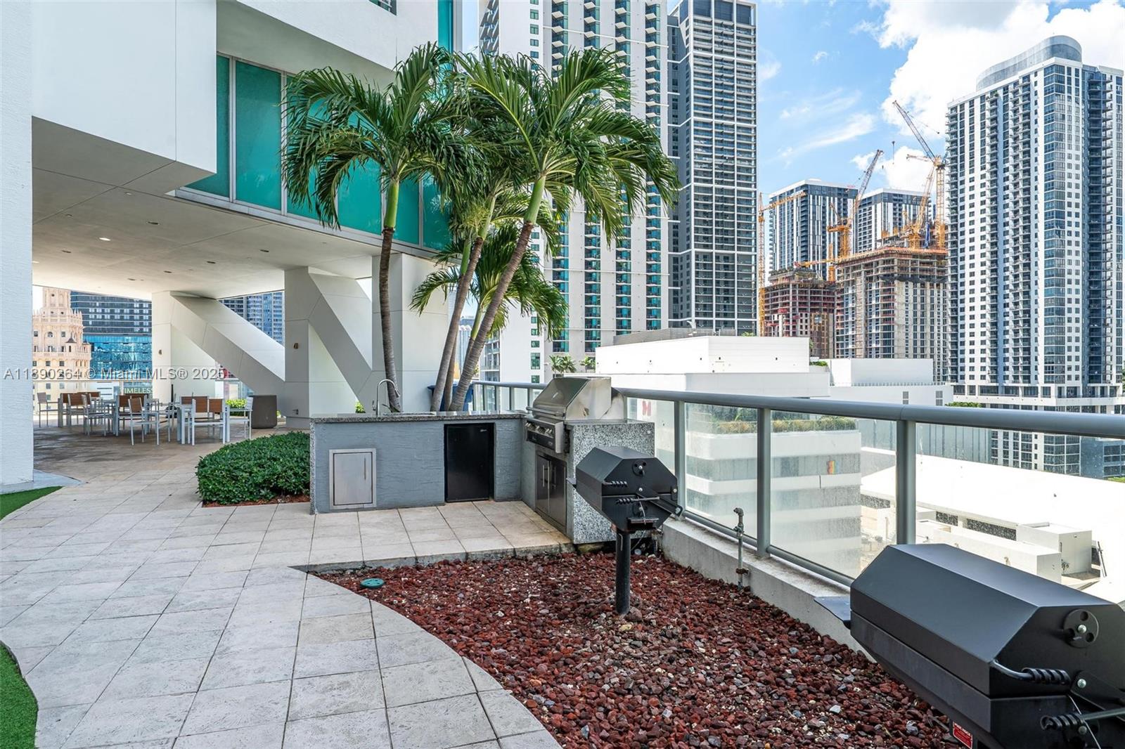 888 Biscayne Blvd #1210, Miami FL 33132