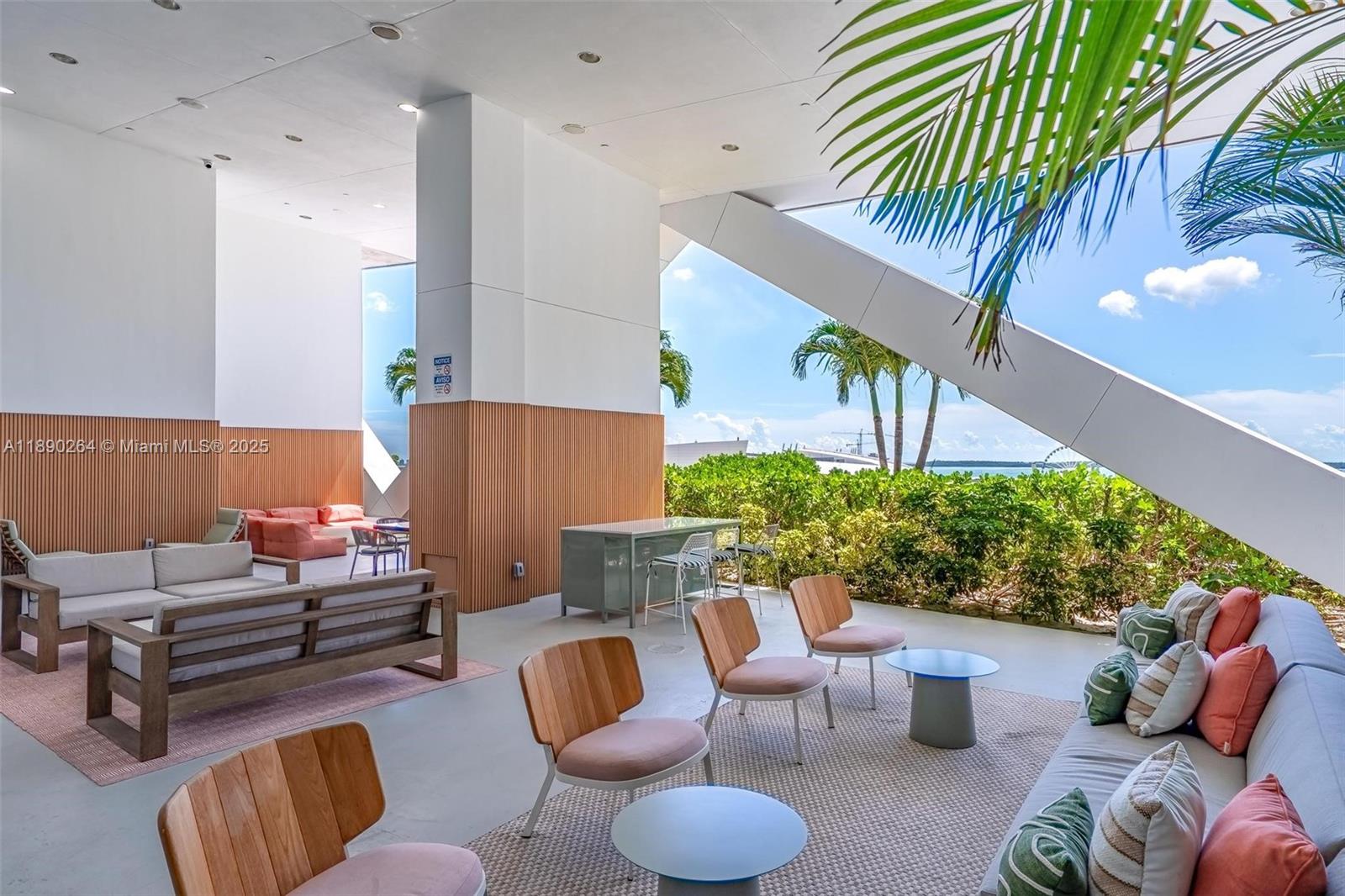 888 Biscayne Blvd #1210, Miami FL 33132