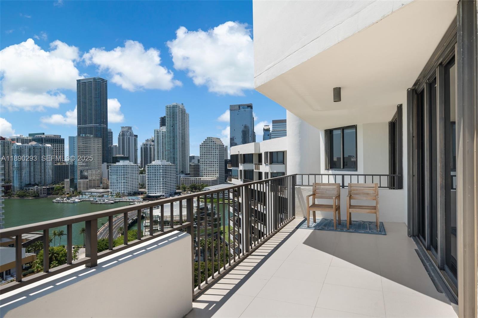 520 Brickell Key Dr #UPH-03, Miami FL 33131