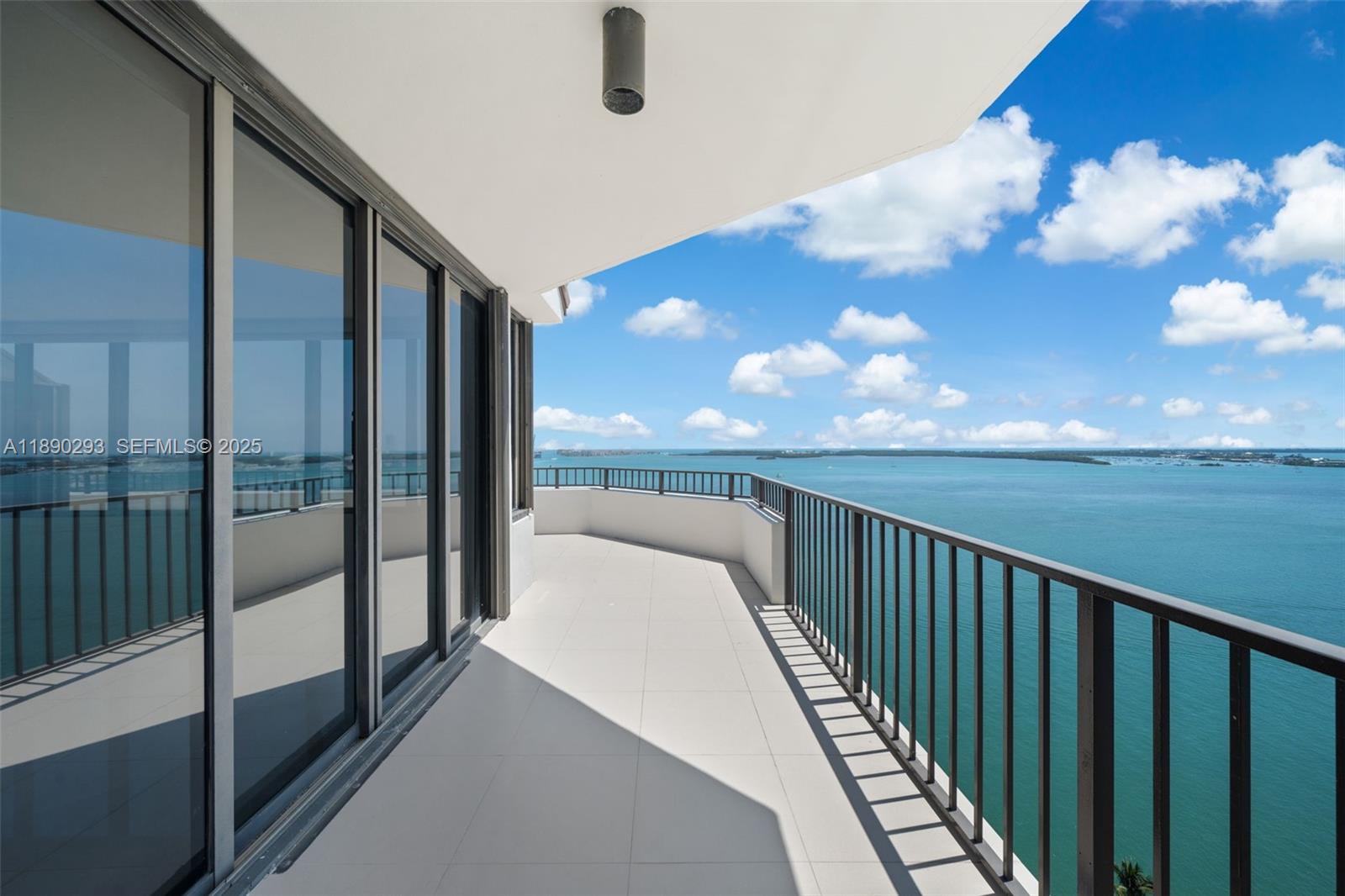 520 Brickell Key Dr #UPH-03, Miami FL 33131