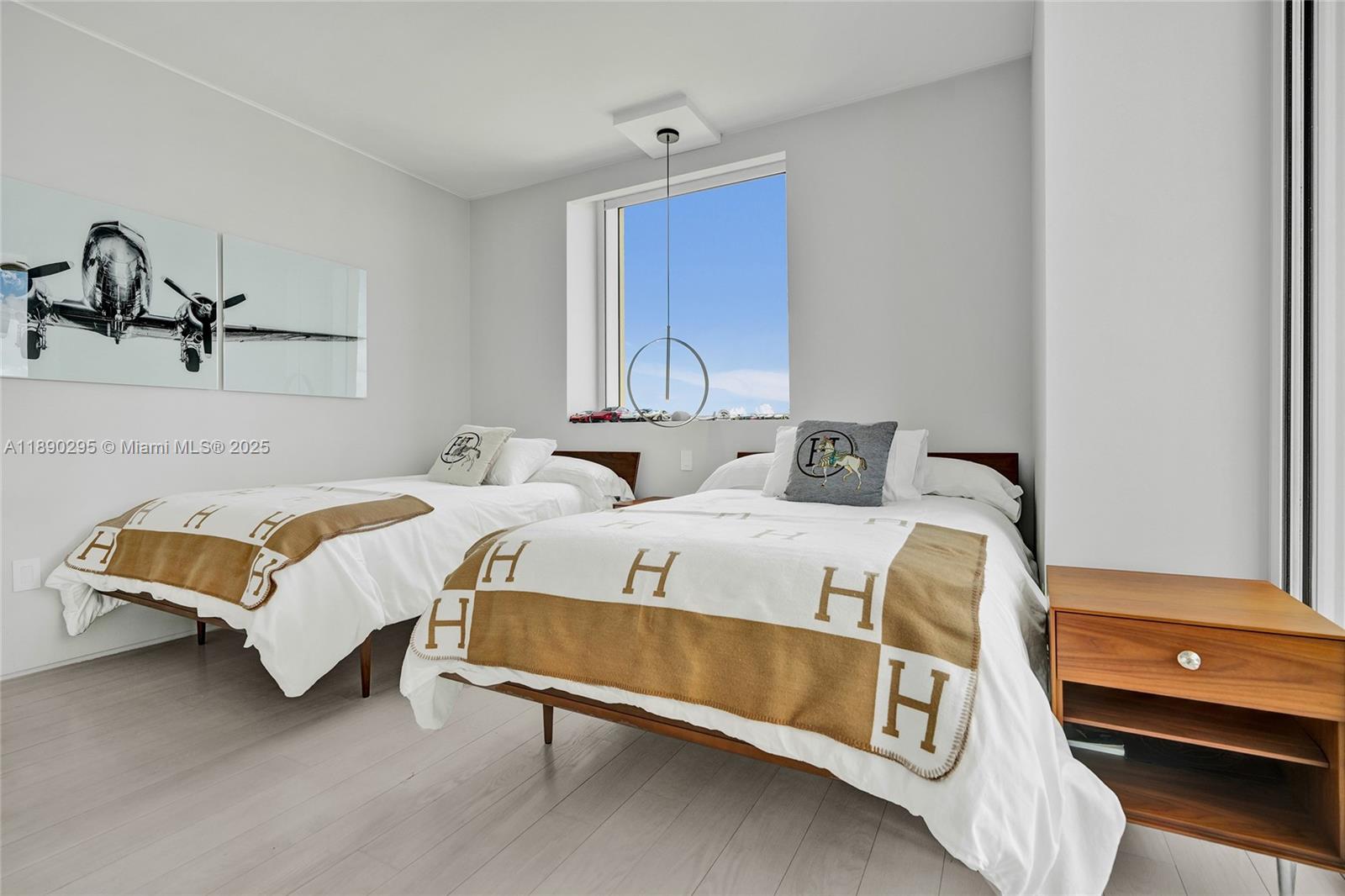 17875 Collins Ave #3101, Sunny Isles Beach FL 33160
