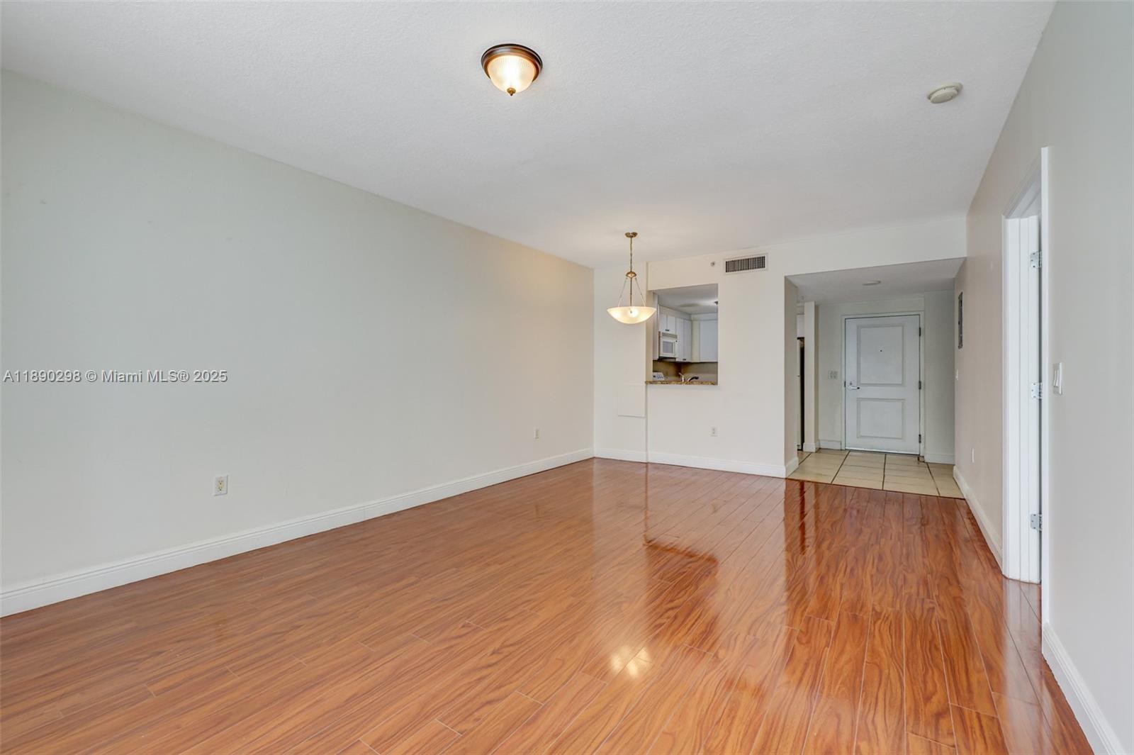 1250 S Miami Ave #1010, Miami FL 33130