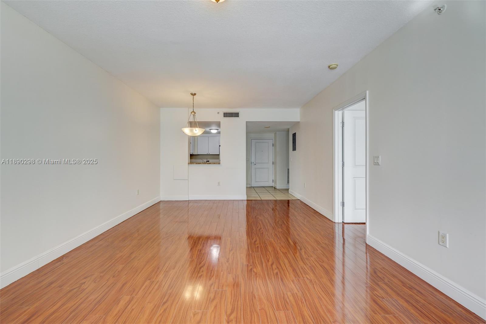 1250 S Miami Ave #1010, Miami FL 33130