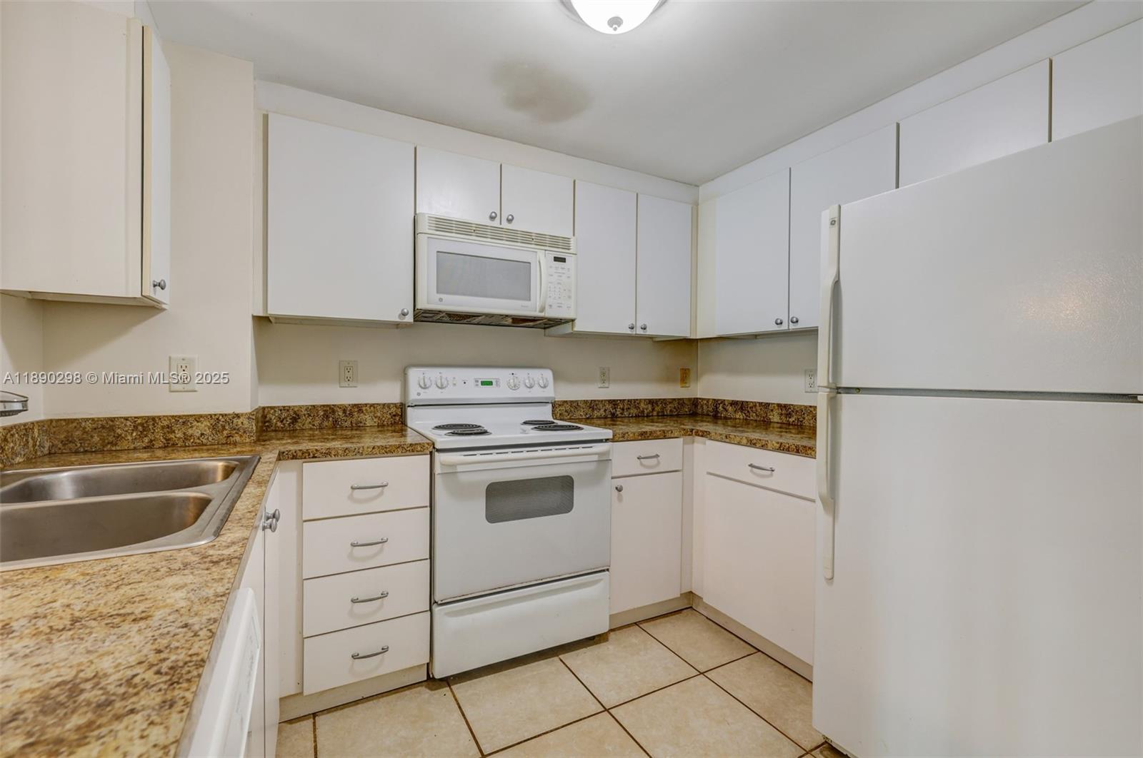 1250 S Miami Ave #1010, Miami FL 33130