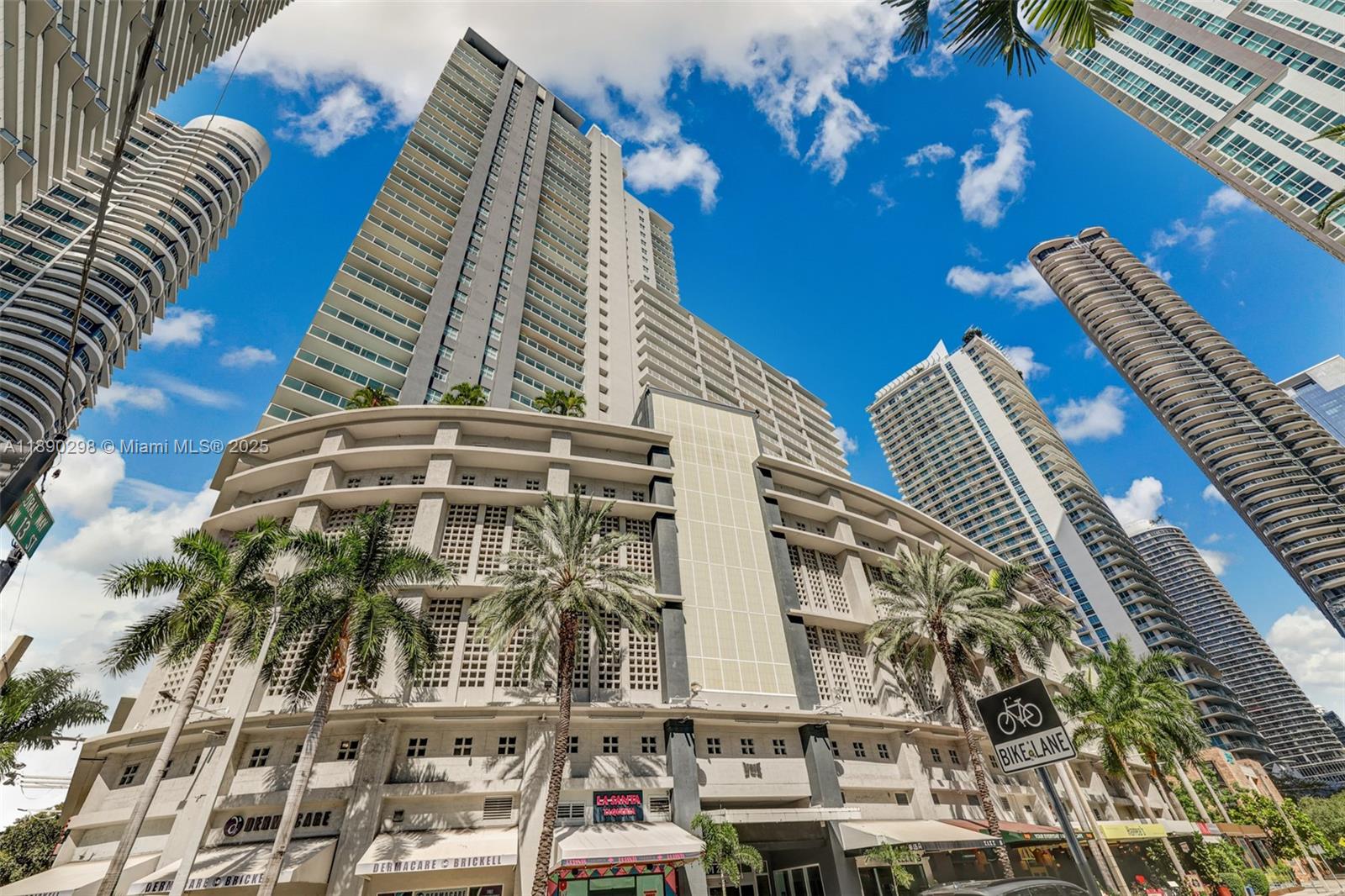 1250 S Miami Ave #1010, Miami FL 33130