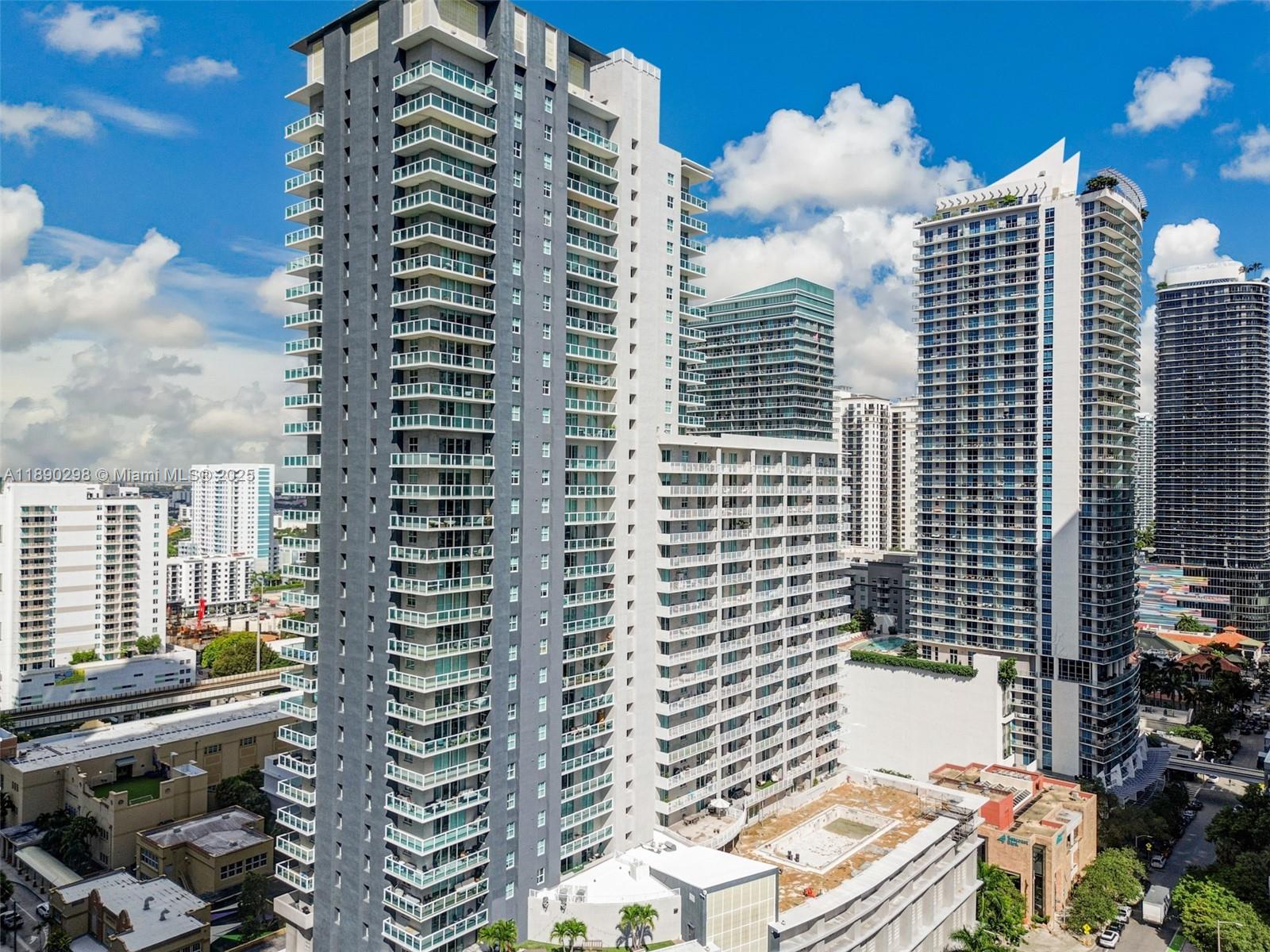 1250 S Miami Ave #1010, Miami FL 33130