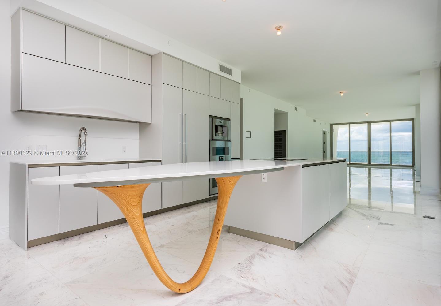 16901 Collins Ave #801, Sunny Isles Beach FL 33160